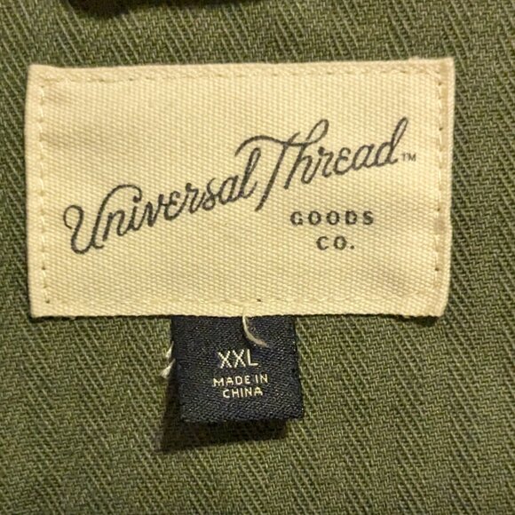 Green Army-style Button-Up Jacket with chest pockets and epaulets - Picture 4 of 4